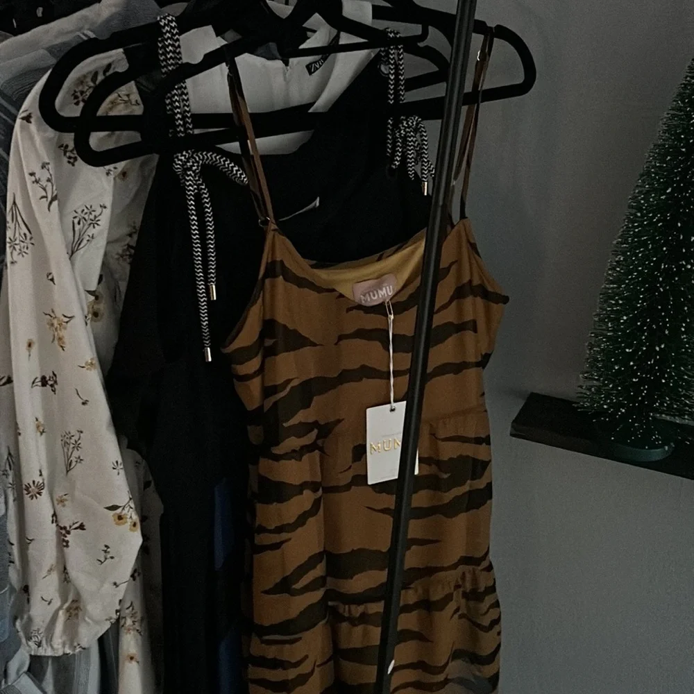 Show me your mumu dress - Picture 2 of 2